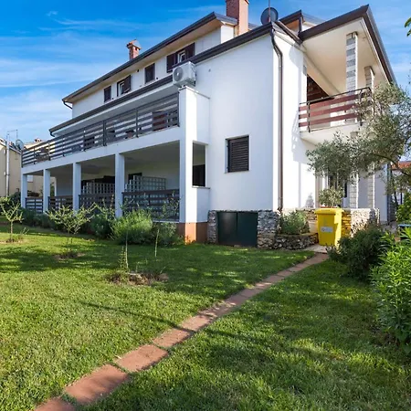 Apartament Valentino *