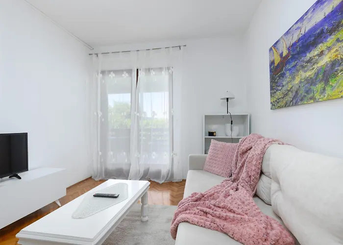 Apartment Valentino *