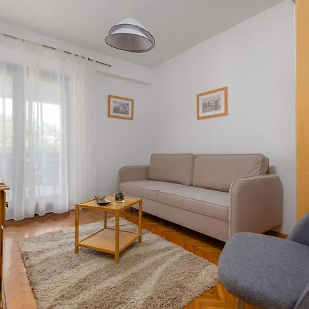 Apartment Valentino *